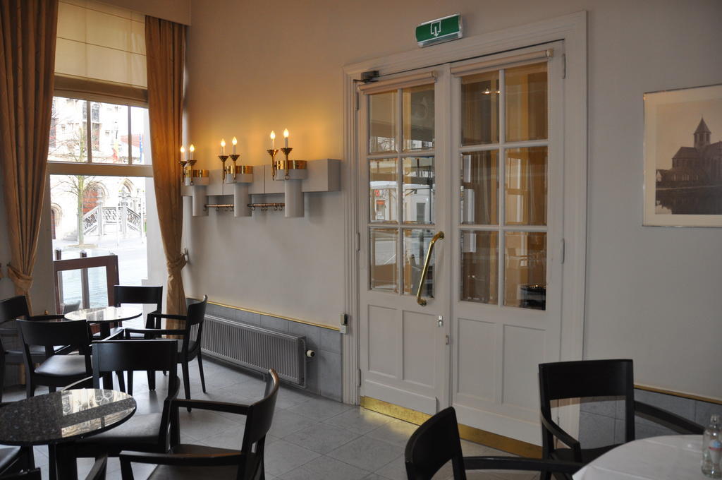 Hotel De Zalm Oudenaarde Esterno foto