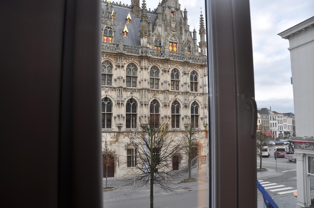 Hotel De Zalm Oudenaarde Esterno foto